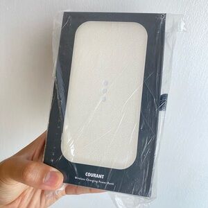Courant Carry Wireless Charging Power Bank for Phones Color Bone